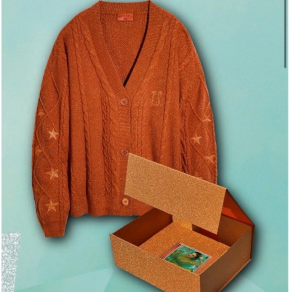 Taylor Swift Life of a Showgirl Cardigan Box Set (XS/S) - Picture 3 of 3